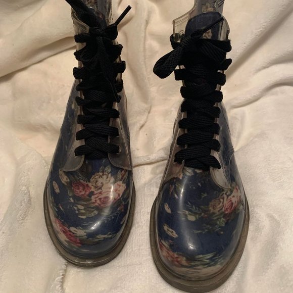 EUC Forever 21 Floral Lace Up Combat Boot Size 8 - Picture 4 of 6